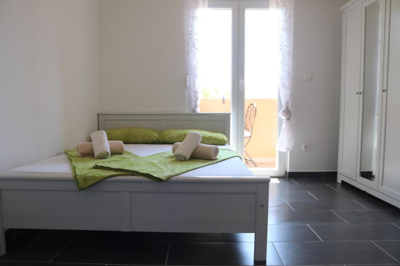 Apartment Matic Vrsi Exteriér fotografie