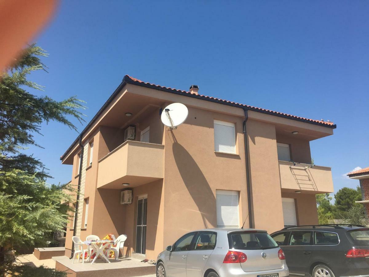 Apartment Matic Vrsi Exteriér fotografie